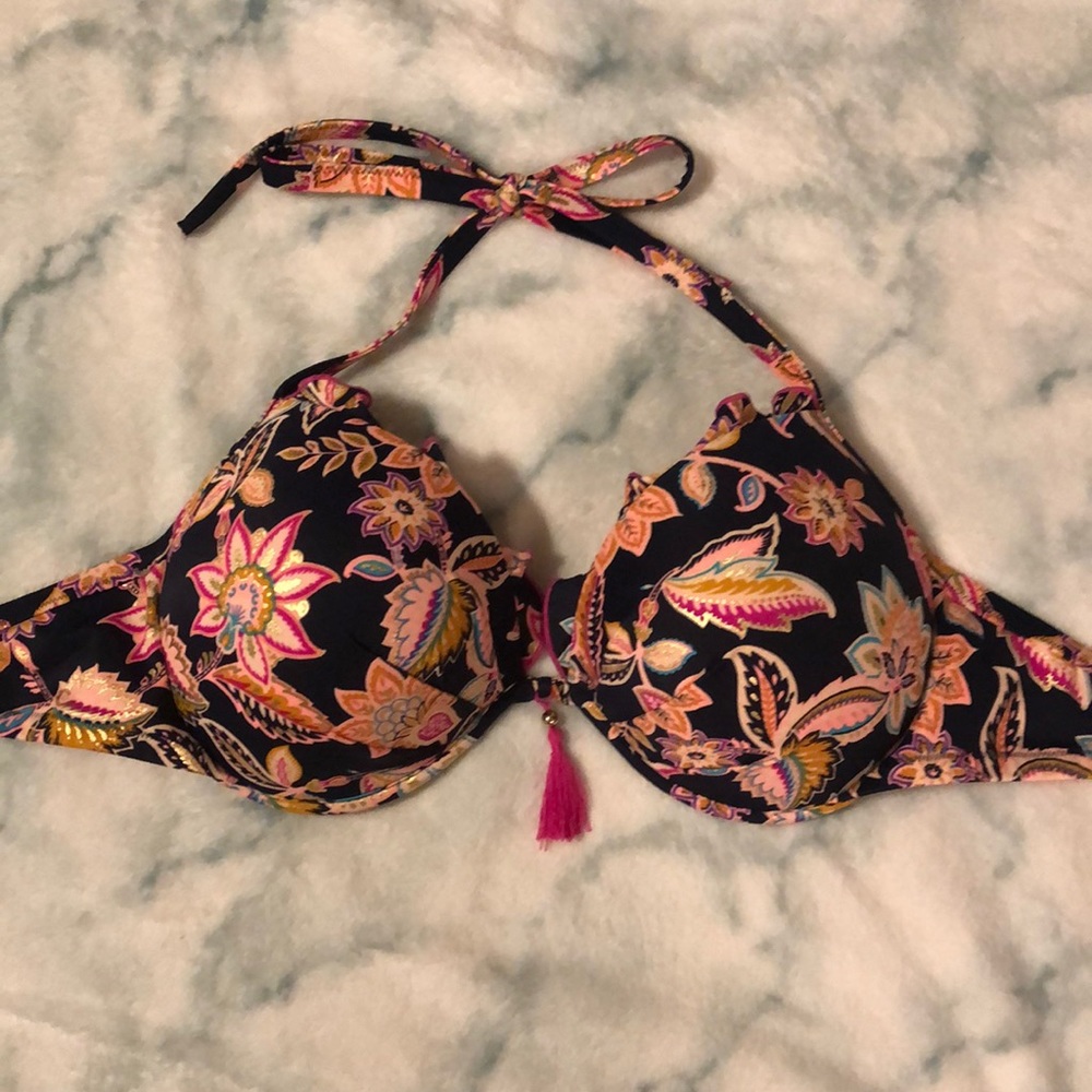 Multi color underwire lifted ruffle bikini top
